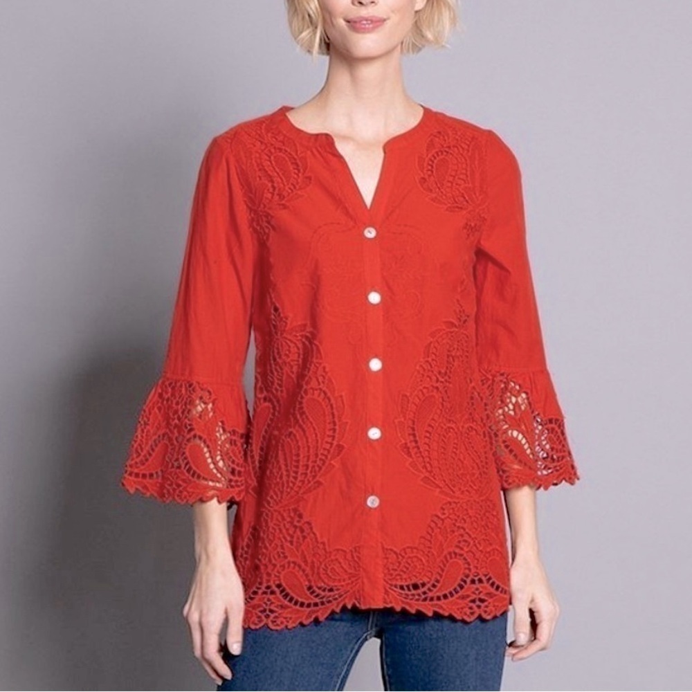 John Mark Linen 3/4 Sleeve Button Front Eyelet Top